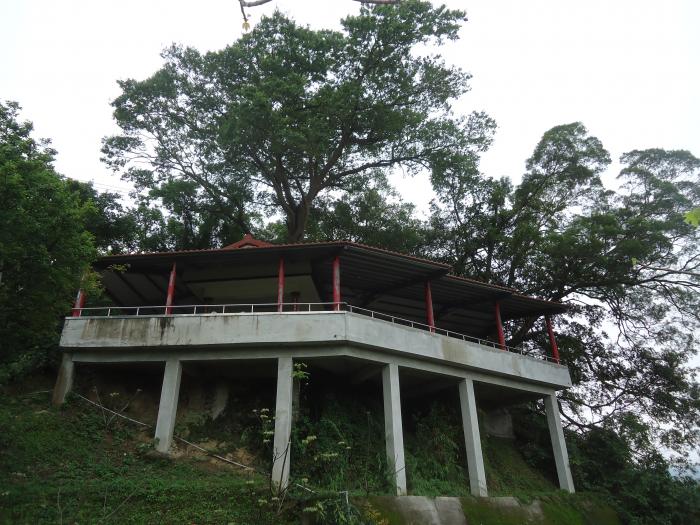 肚兜角石哀標題圖片