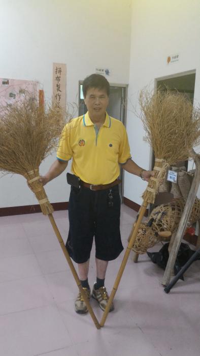 田煥禎做竹掃把標題圖片