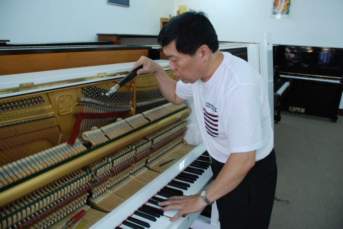 譚煥振做鋼琴標題圖片