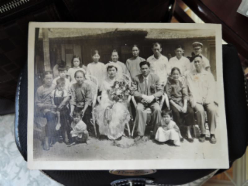 民國47年謝有發結婚家族合照標題圖片