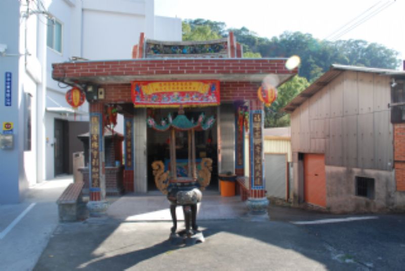 鹿寮坑欄杆伯公廟標題圖片