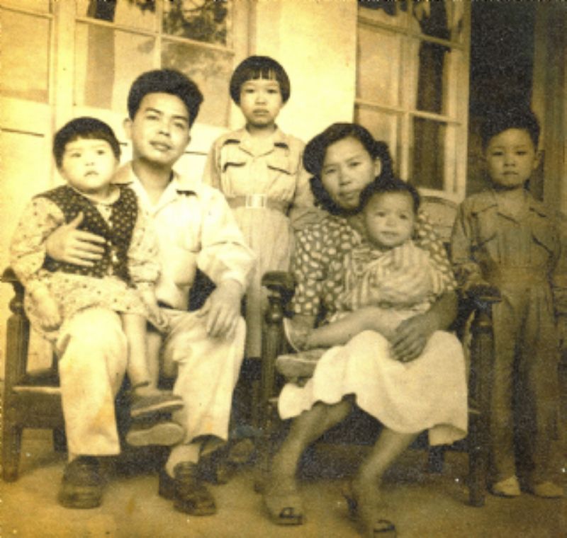 民國43年邱阿北全家合影標題圖片