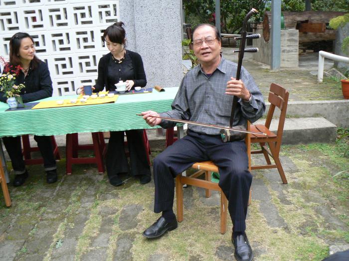 劉家龍 鋸弦仔唱山歌吹樹葉仔標題圖片