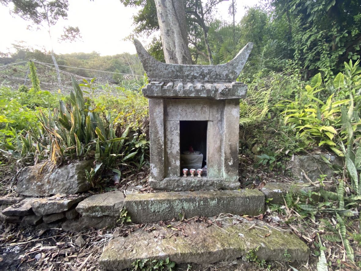 屋面飾石板 燕尾翹脊
