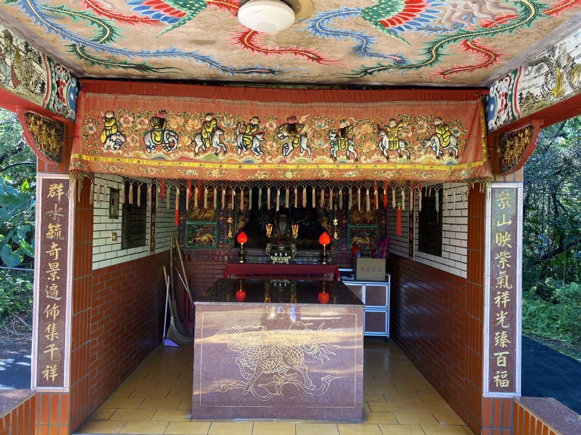 福興村馬福4鄰福德祠 拜亭頂面彩繪鳳凰呈祥