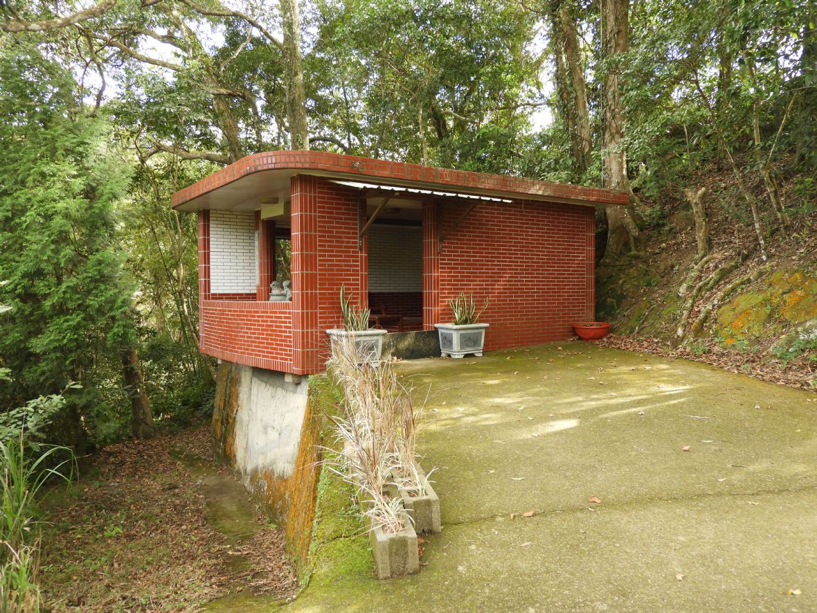 新峰里石壁腳新豐宮