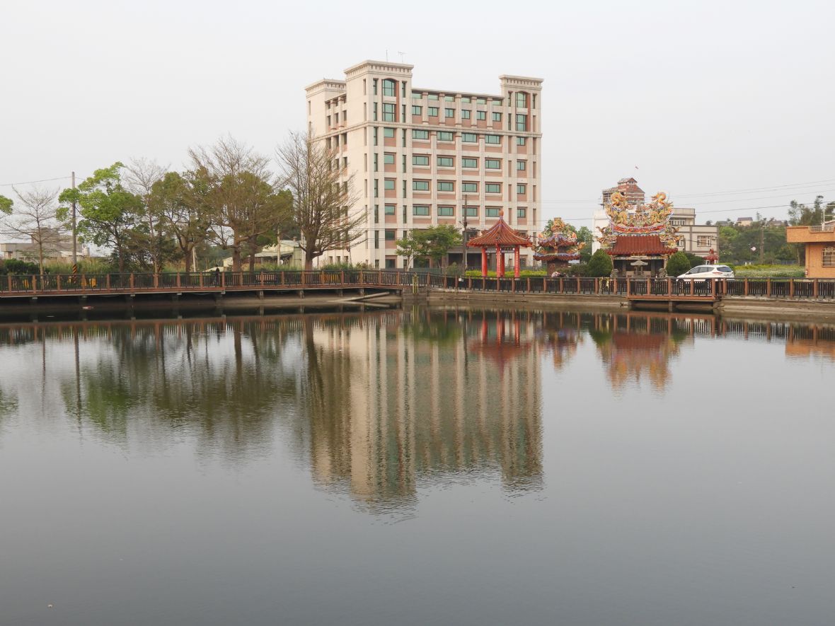 南興永昌陂畔建有鎮平伯公廟