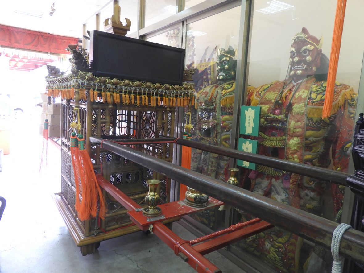 內柵仁安社的神轎