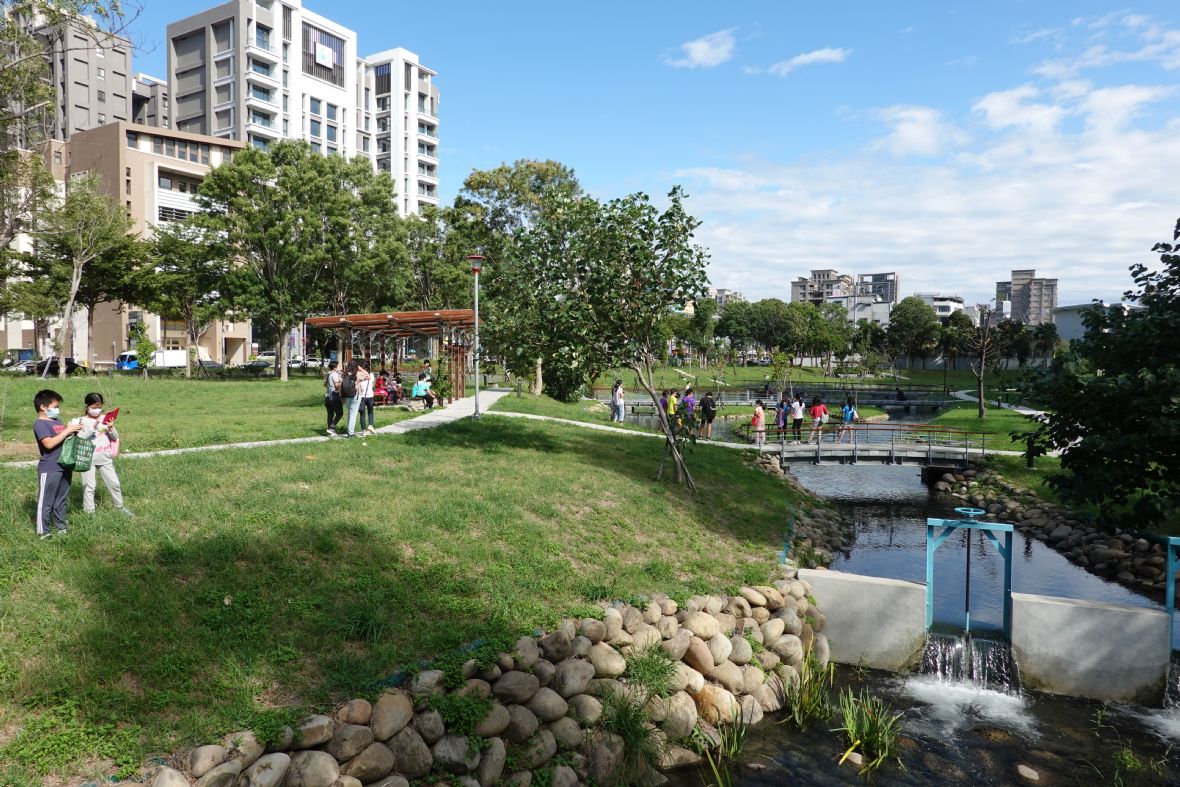 竹北東興圳整體景觀再造（林美辰攝，2022）