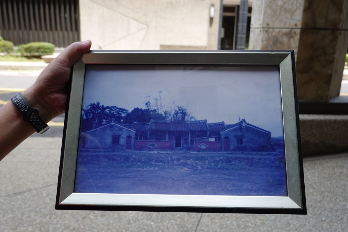 吳明光講解延陵堂三合院歷史（林美辰翻拍，2022）