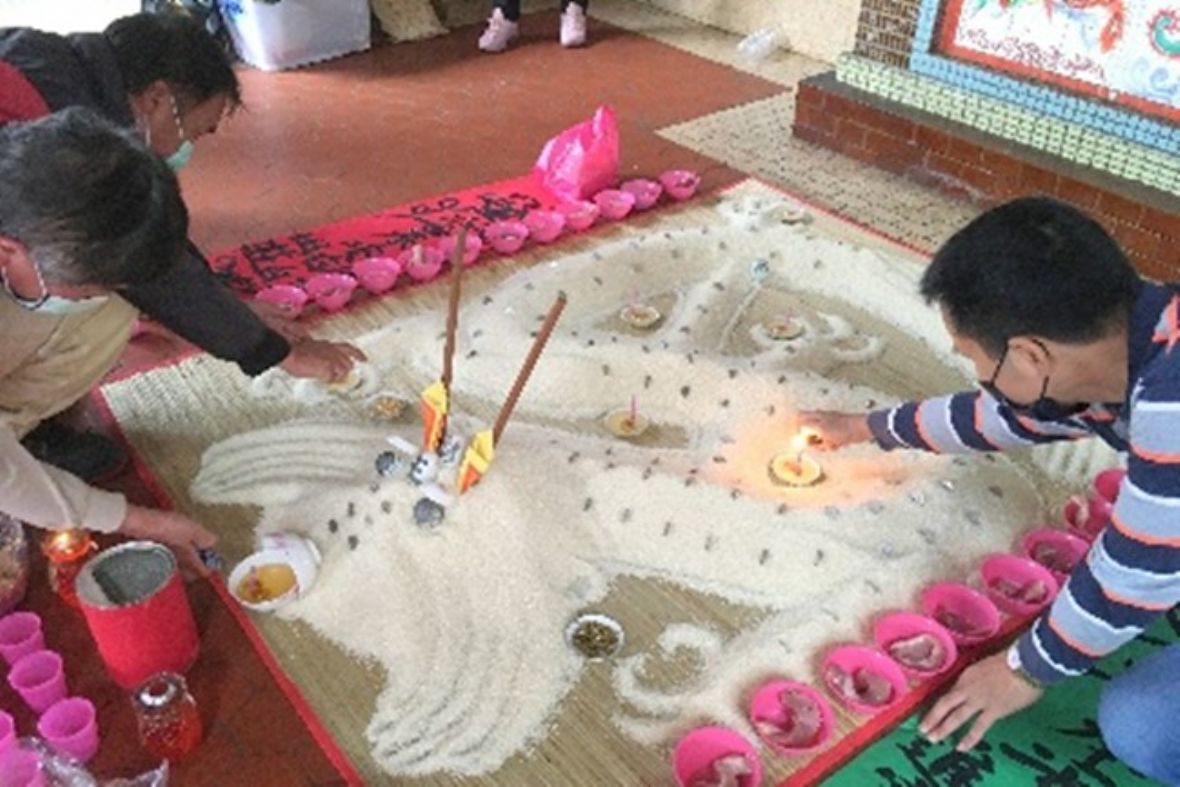 家屬負責點龍火