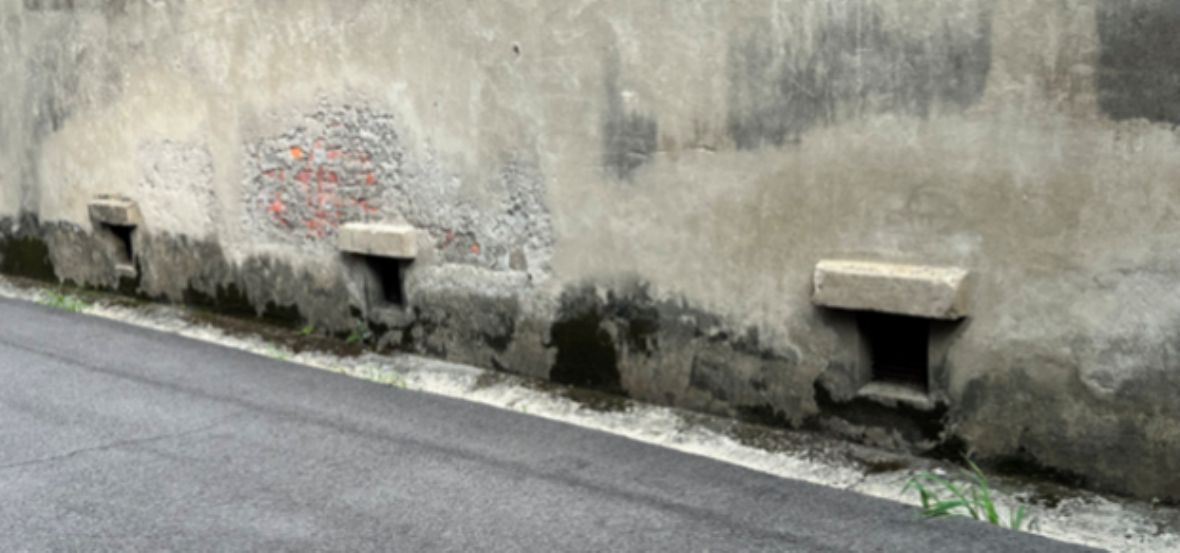 新豐鄉農會本部日治時期倉庫（A）西北側立面下的通氣孔