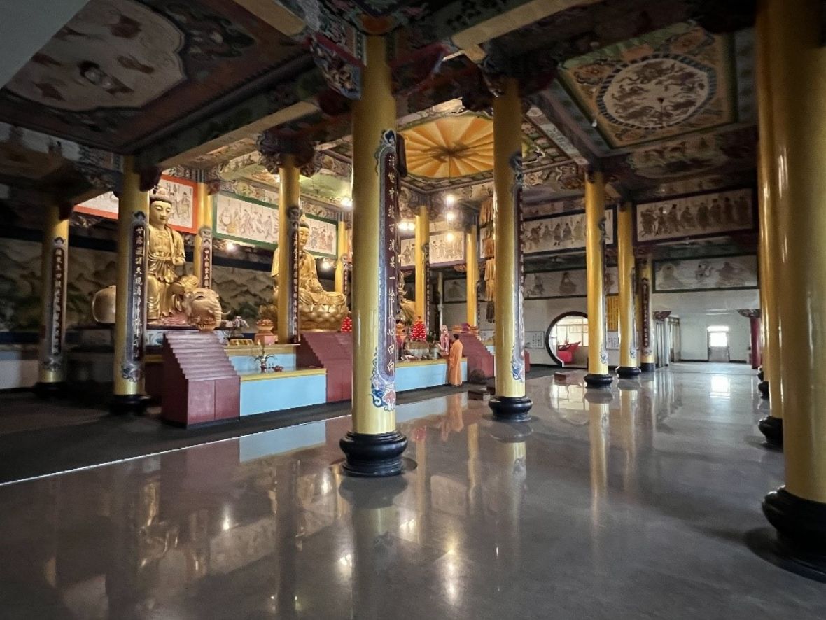 義善堂/普元宮/普元佛道院二樓奉祀佛教三寶佛現況照片