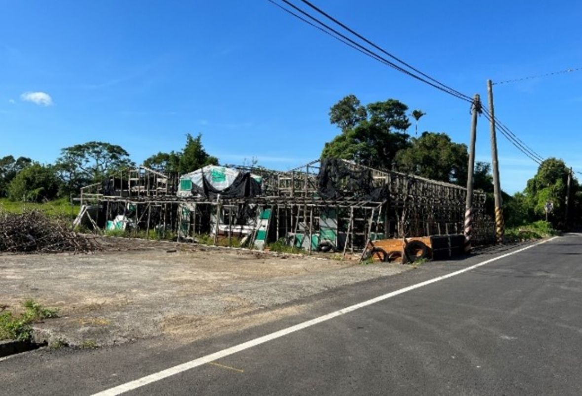 青埔梁屋洋菇寮殘留洋菇栽培屋架照片