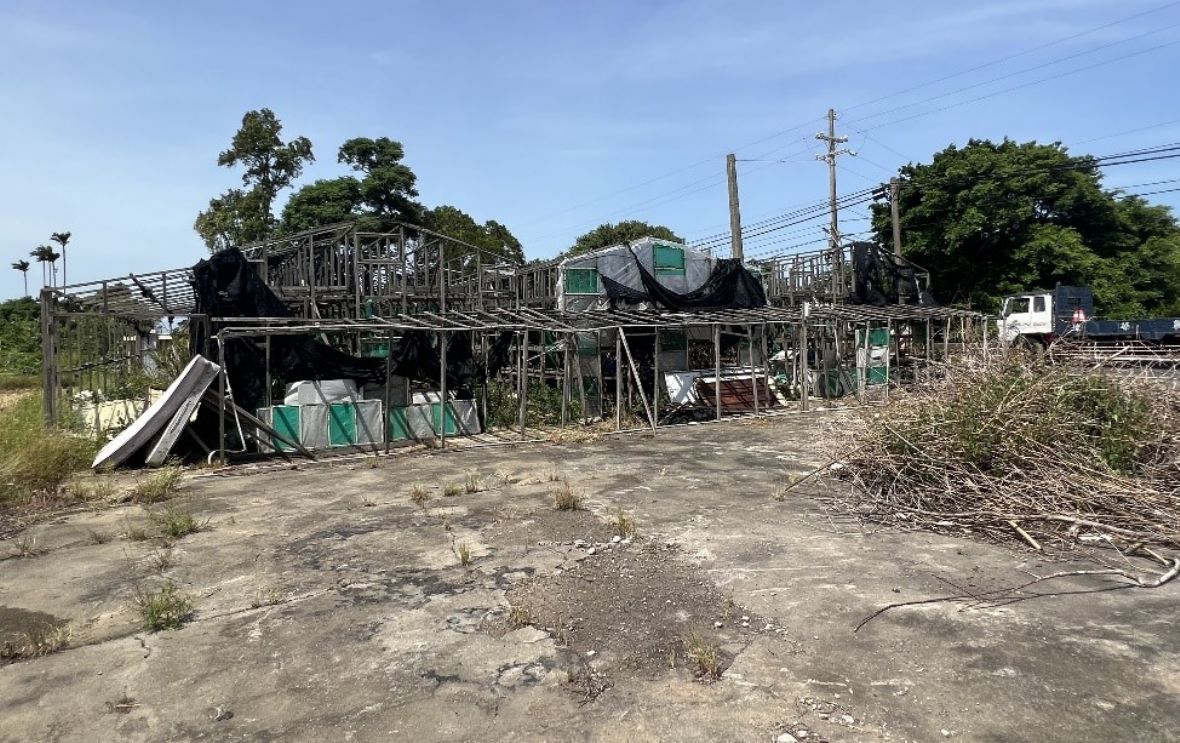  青埔梁屋洋菇寮殘留洋菇栽培屋架照片