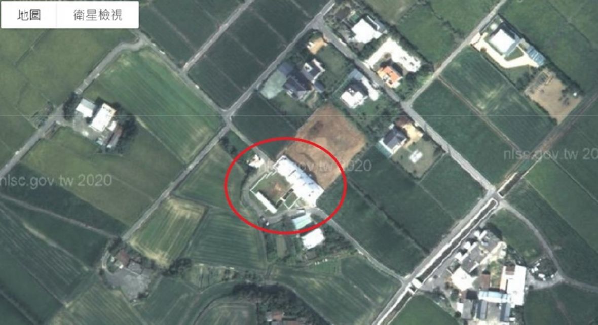 藏風苑所在地示意圖（底圖為「臺灣通用正射影像【NLSC】」） 「中央研究院人文社會科學研究中心地理資訊研究專題中心  臺灣百年歷史地圖-Google Chrome」）