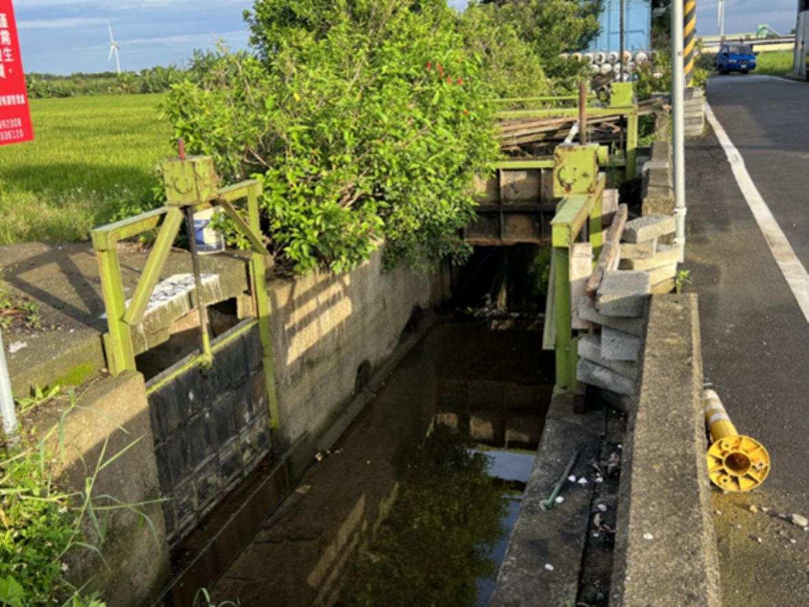 埔和村10鄰的光復圳水閘門