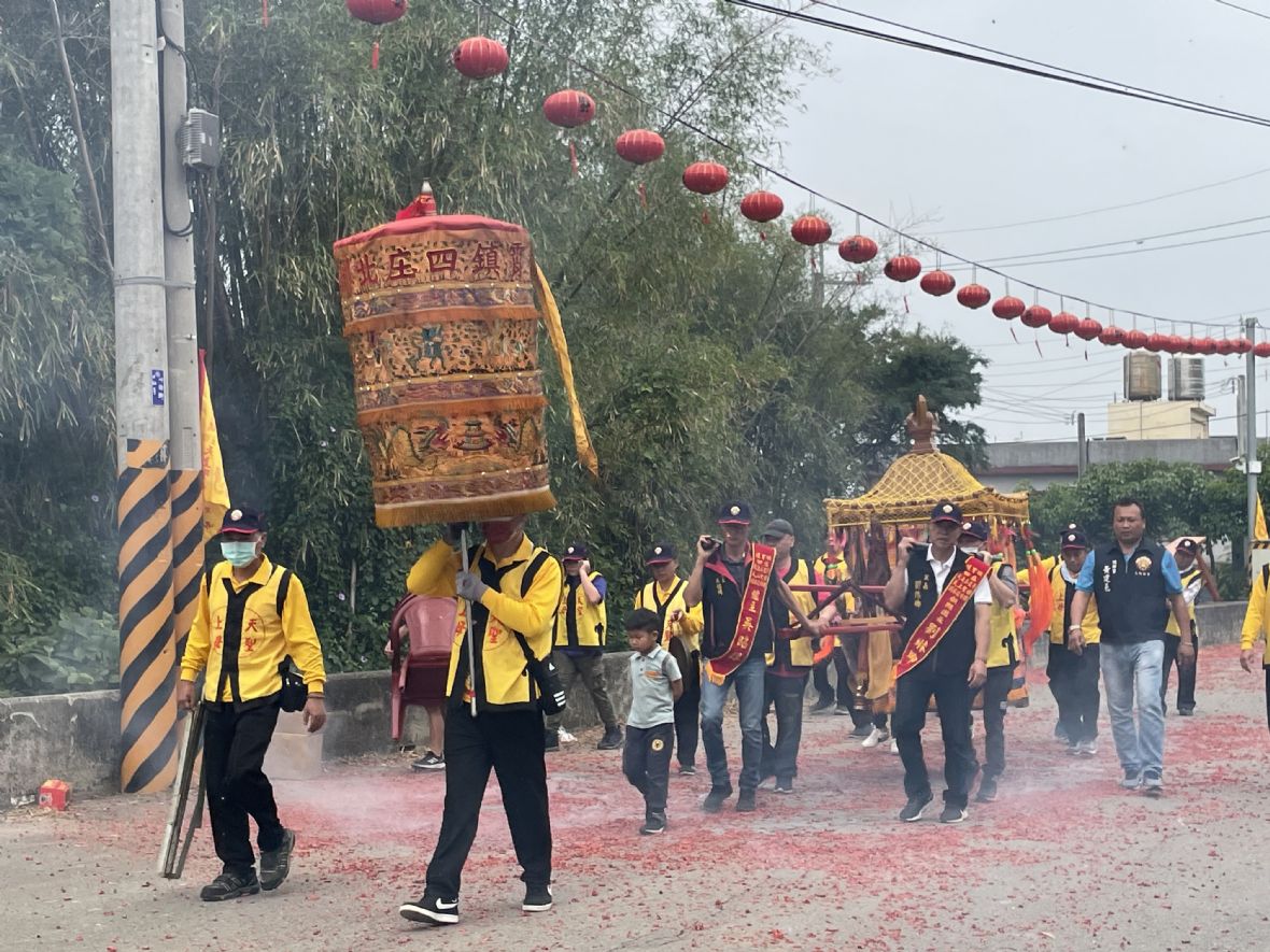 媽祖每年的繞境巡行替代了實體的廟宇功能
