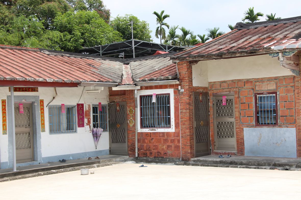 客家夥房獨有的轉溝