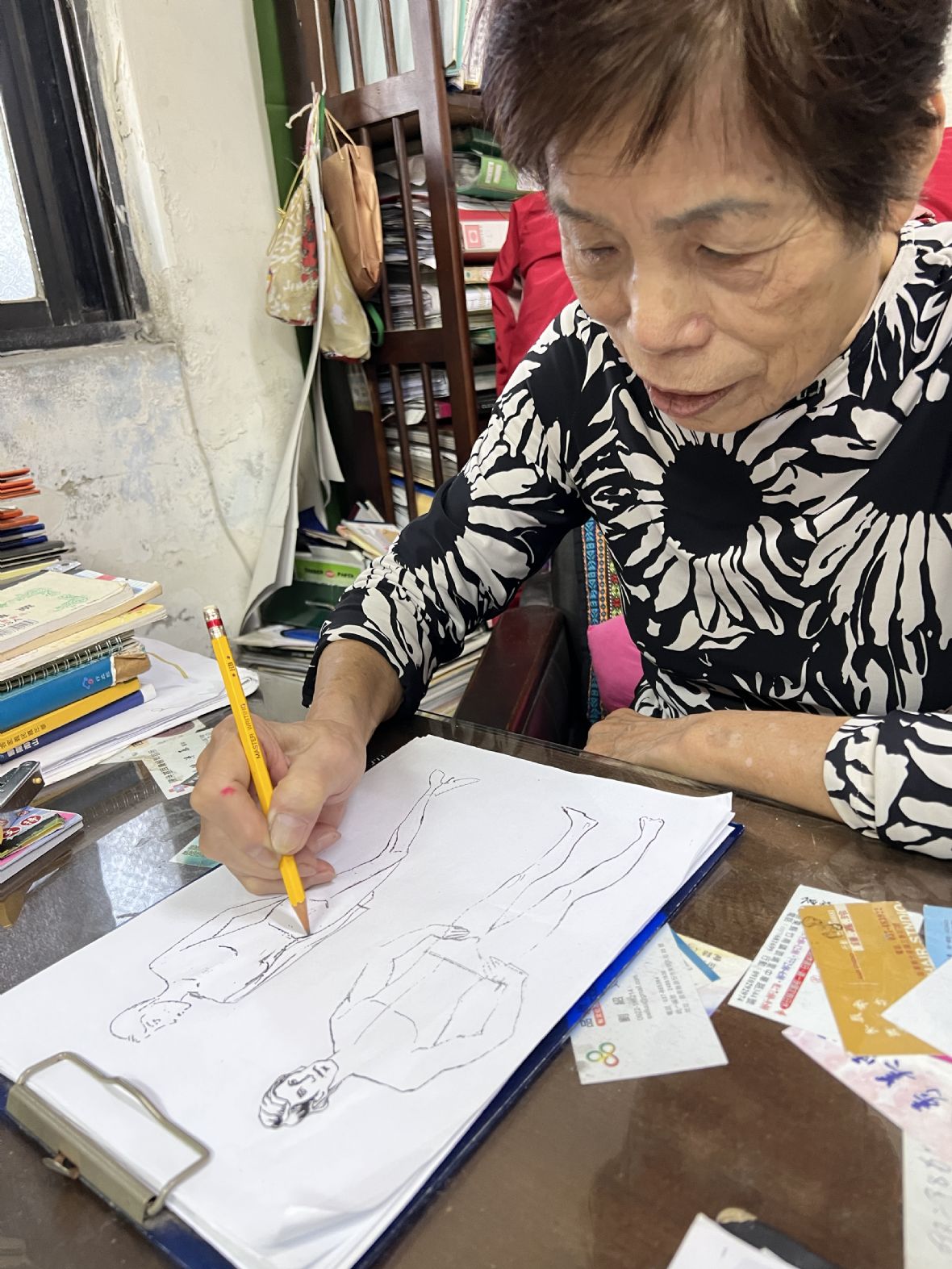 9.曾林美惠設計服飾。