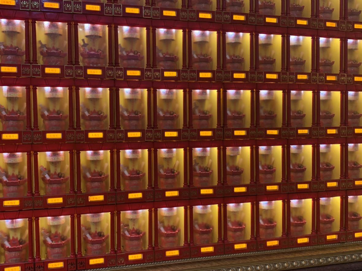 五塊厝五福宮各斗首燈座（林鑫咸攝，2024）