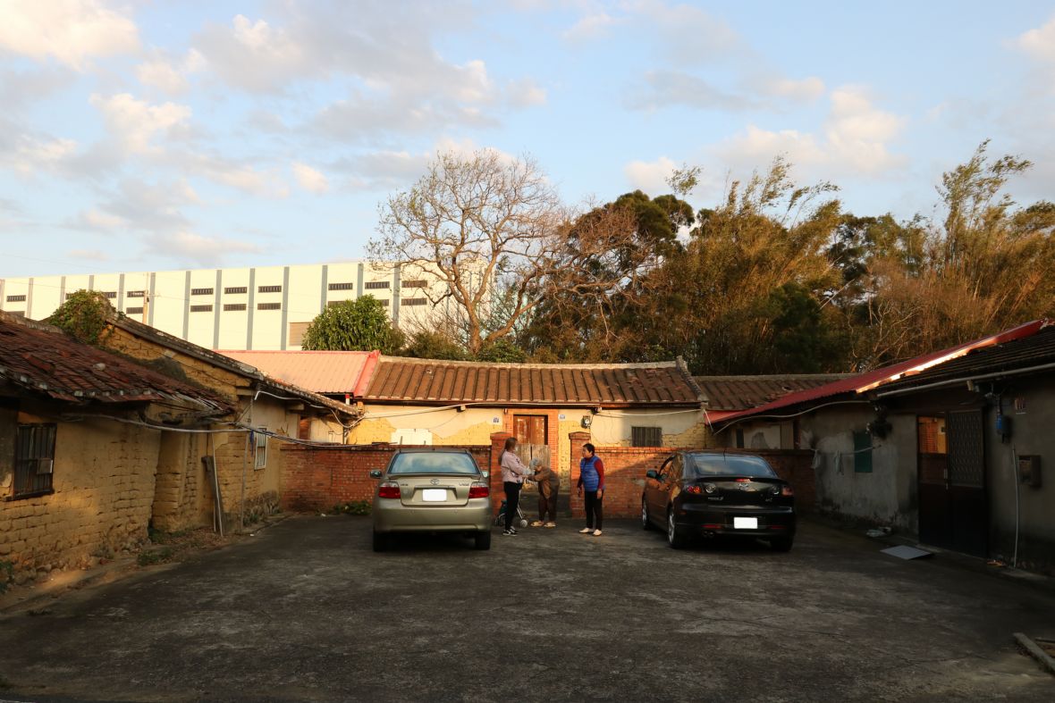 鳳山村工業區內唯一的何姓老屋