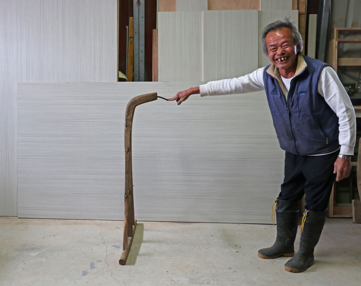 何啟鏞介紹「磨石柄」