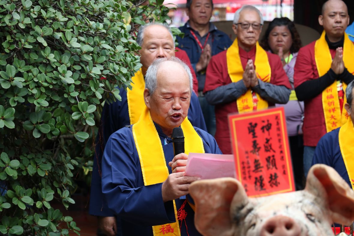 新豐鄉廖榮進請神先生