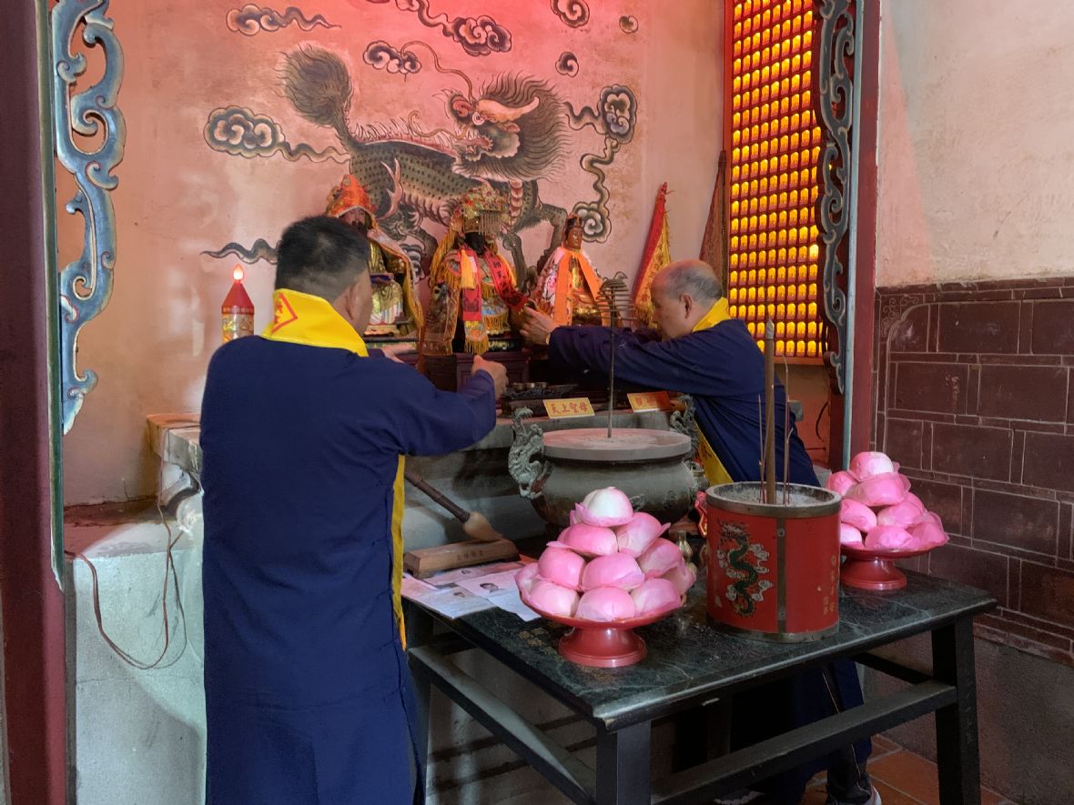 恭請天上聖母起駕登壇受祭