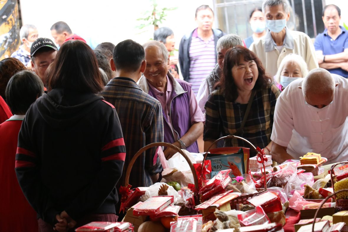 祭祀活動鄰里居民互動的歡樂氣氛