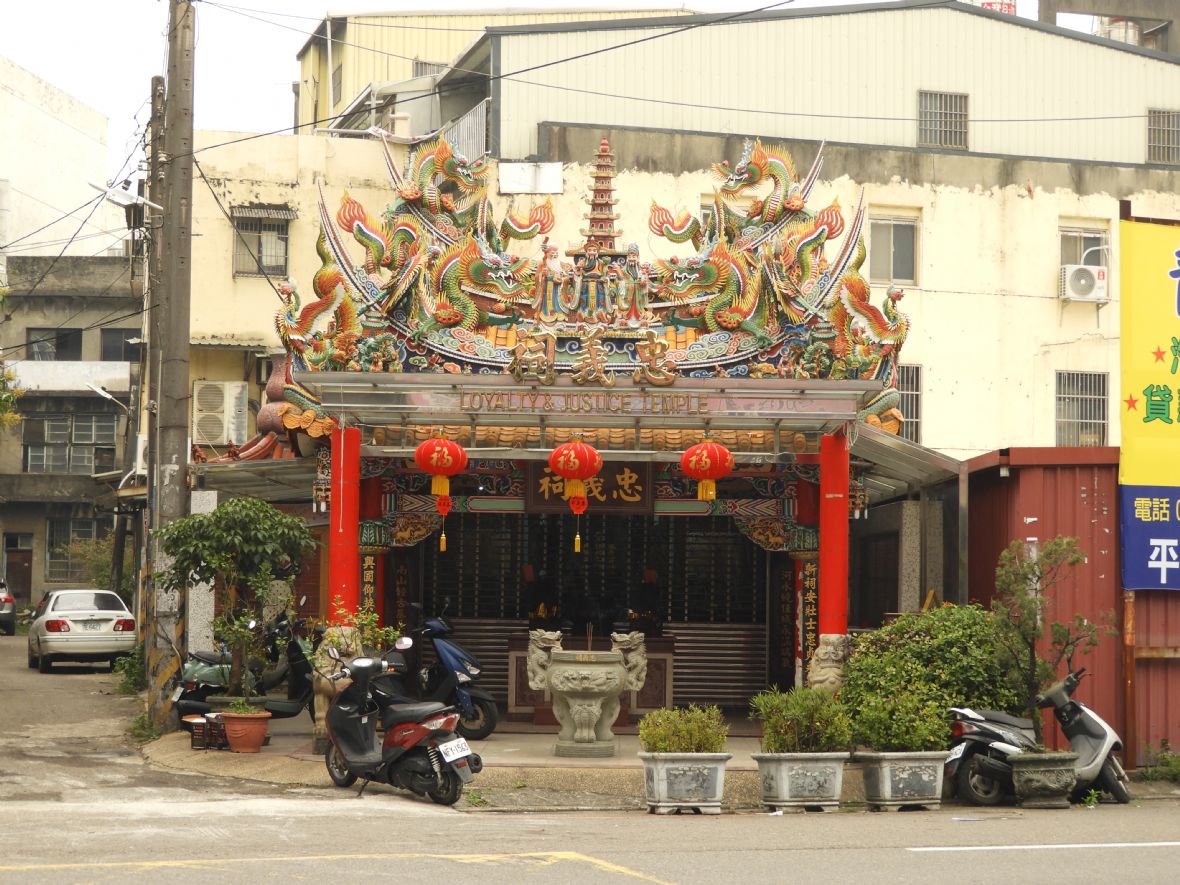中壢忠義祠（林鑫咸攝，2024）