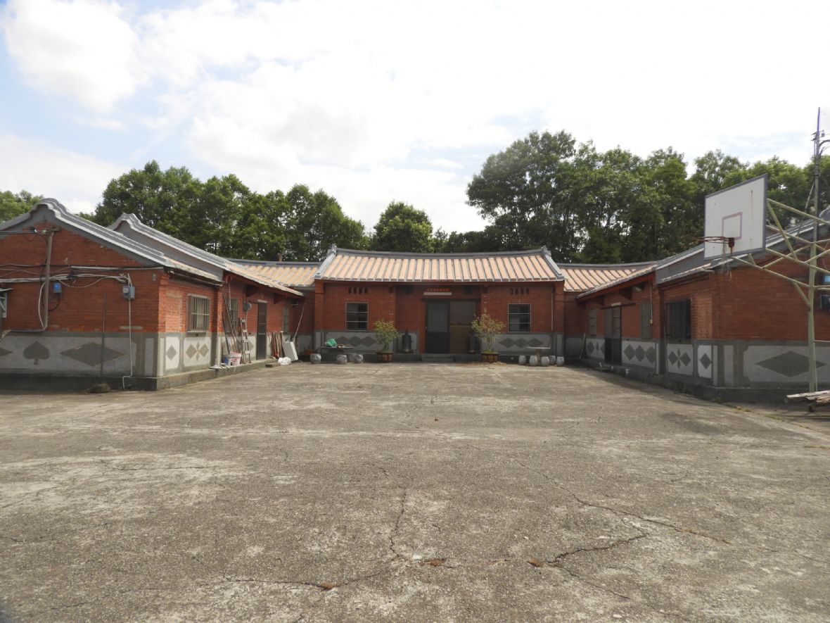 大庄底劉屋夥房的正堂（林鑫咸攝，2024）