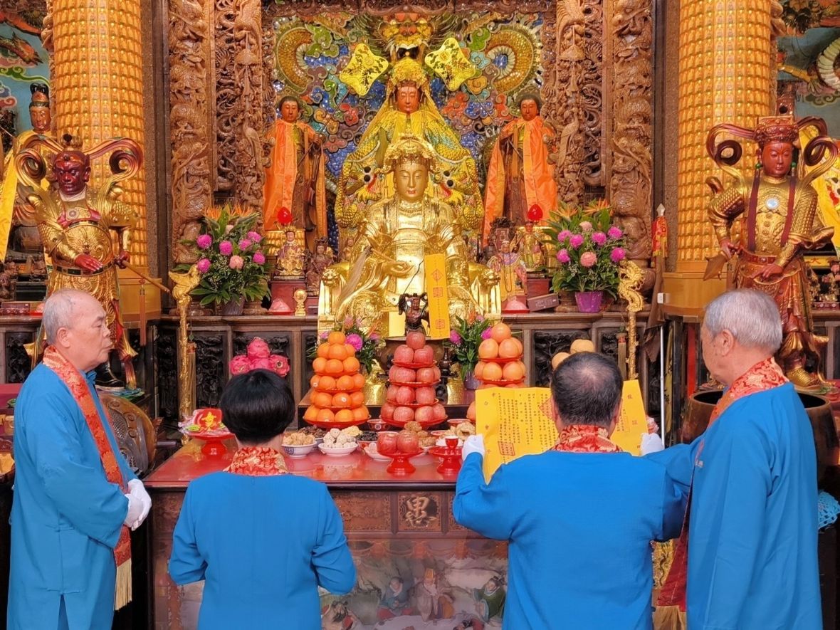 慈惠堂三獻古禮之讀祝文/中壢慈惠堂提供